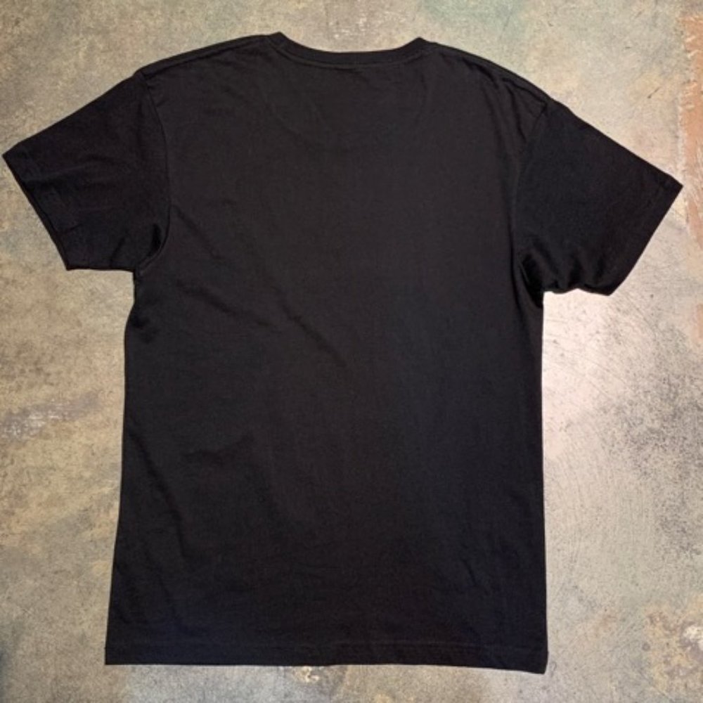DKNY Puff Logo Printed  T-Shirt - Picture 5 of 7